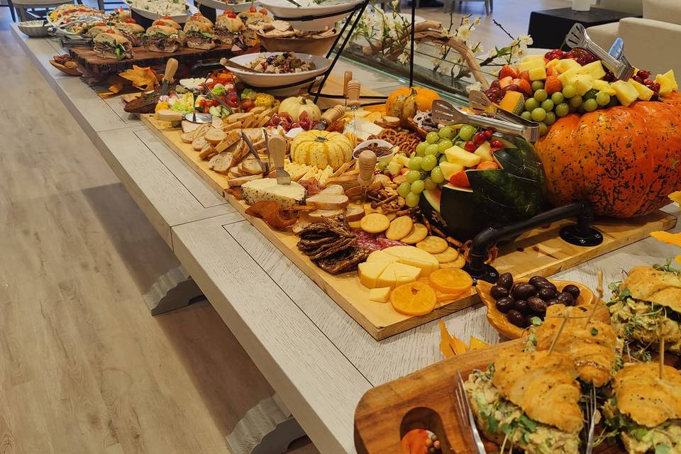 Cacciatoire Catering: A Flomade Table Company