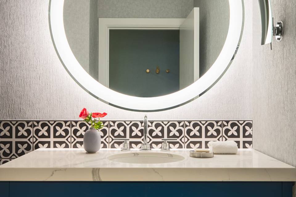 Guestroom Bath Vanity