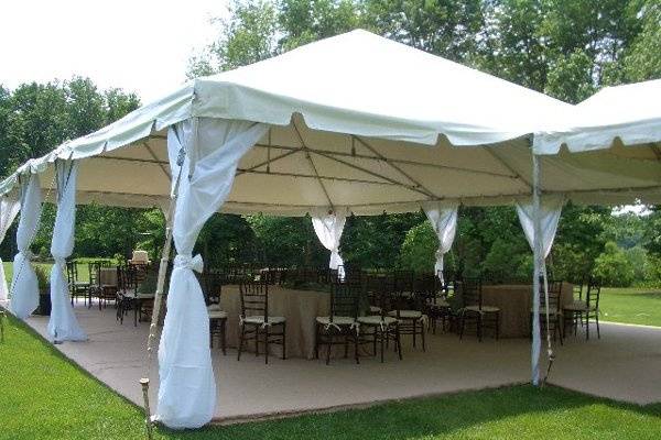 Tenting with Wheat Carpet