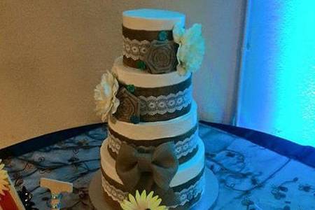 Multiple layered wedding cake