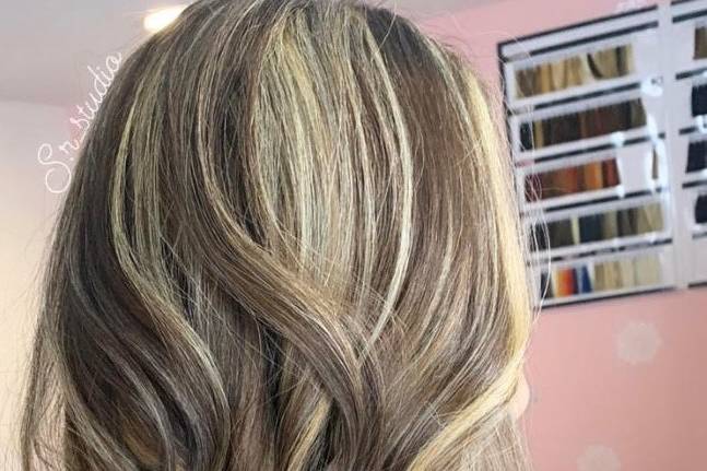 Highlights with waves