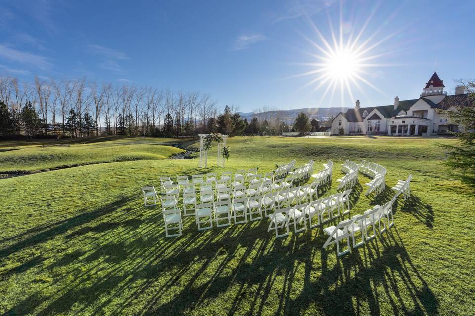 Front Lawn, 100-chair set up