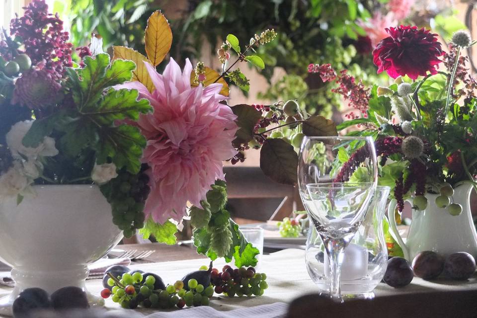 Lush summer table