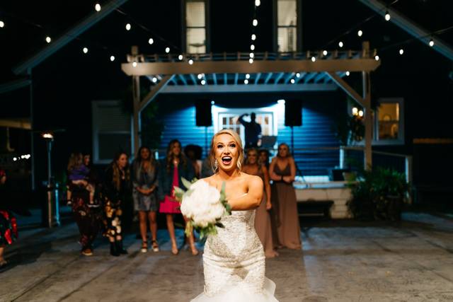 Toss the bouquet