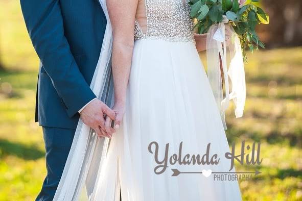 Bridal bouquet and flower crown - Yolanda Hill Photography