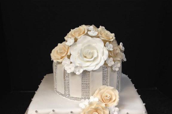 Two layered wedding cake with flowers