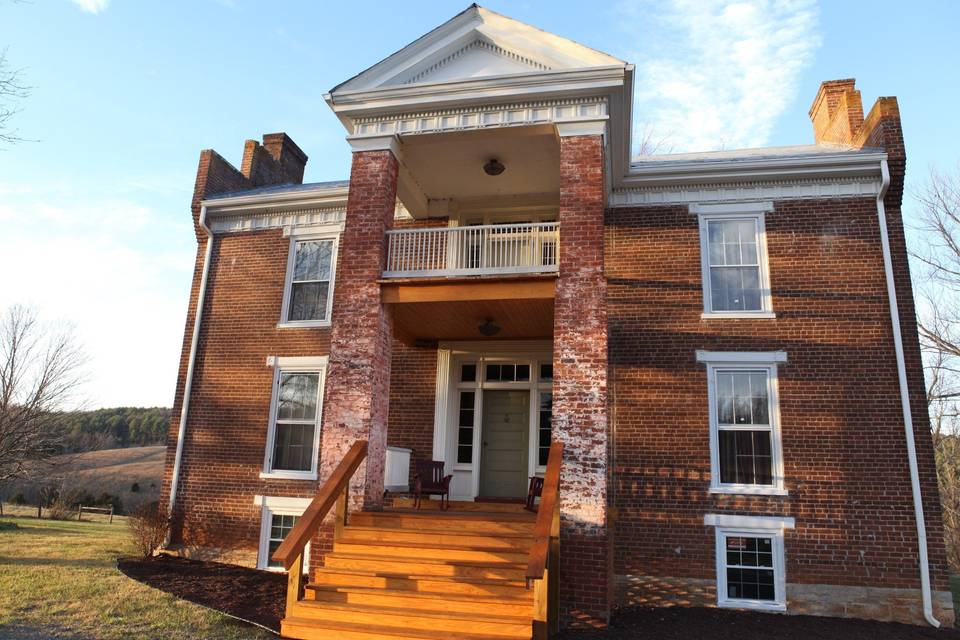 Exterior view of the Locust Hill Manor