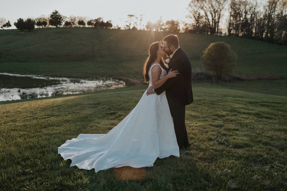 Bride & Groom at Cedar Pond