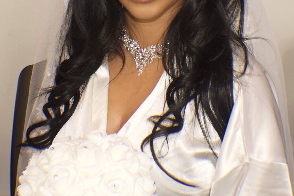 Classic gold eyeshadow