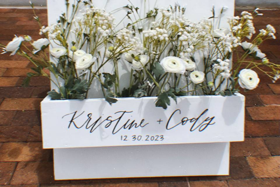 Flower Box welcome Sign