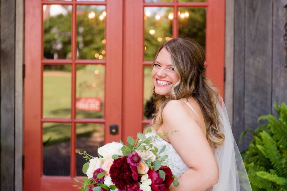 Bride smiling - Matt Whytsell Photography