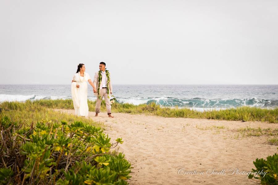 Old Kona Airport Beach Wedding