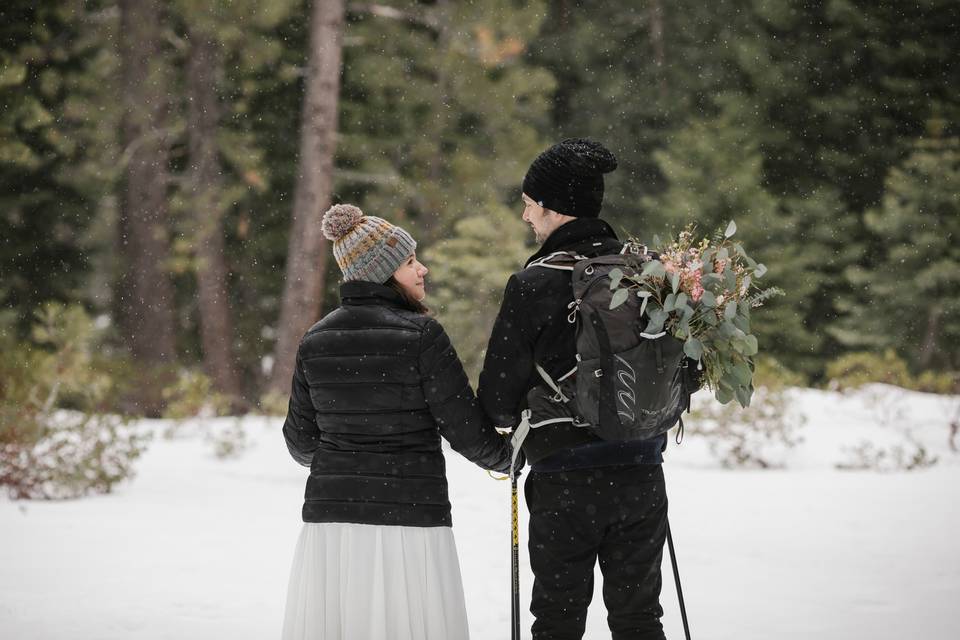 Snowshoe elopement Lake Tahoe