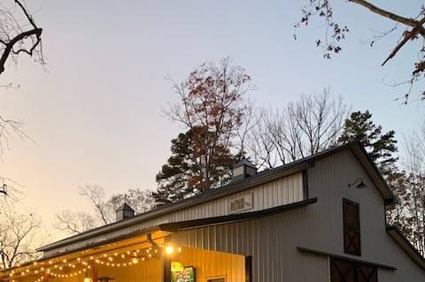 L & B Farms, LLC - Barn & Farm Weddings - Greer, SC - WeddingWire