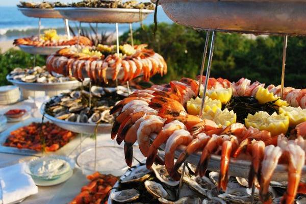 Amazing seafood buffet by the beach