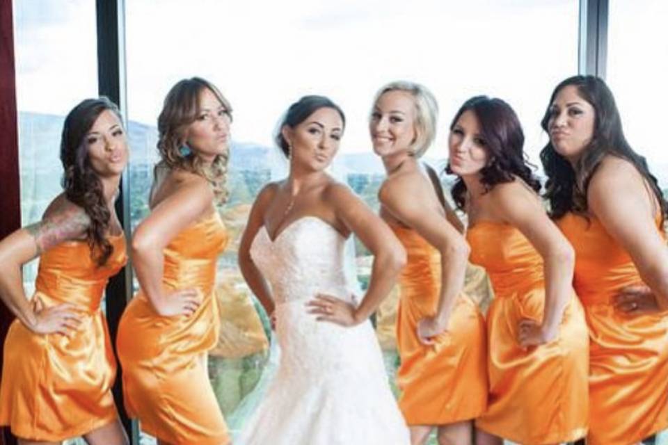 Bride with her bridemaids