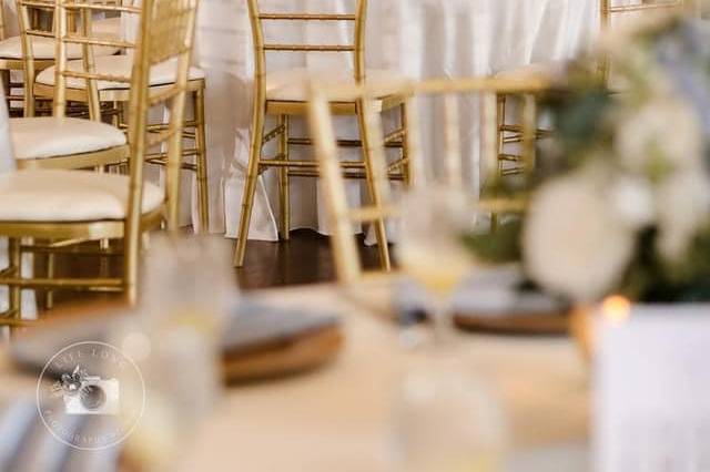 Classic Gold Chiavari look