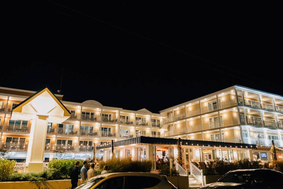 La Mer Beachfront Resort