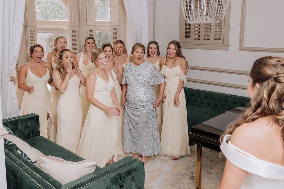 Bridesmaids First Look