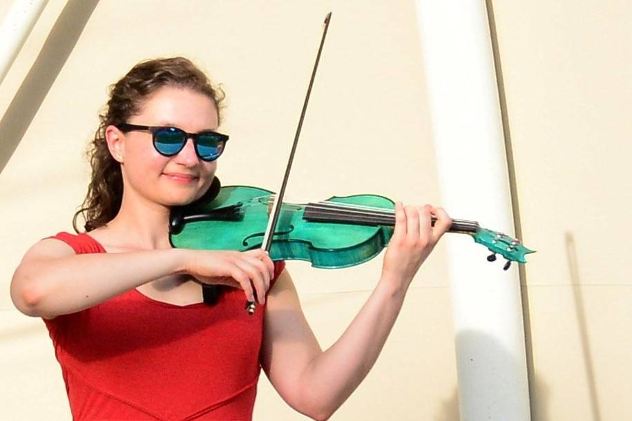 Alyssa McGarvey Violinist