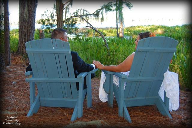 Sitting together - Endless Creativity photography by: Melinda Bernard