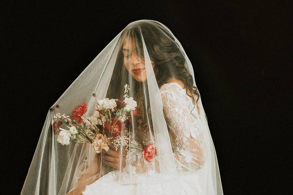 Mari Sabra || Editorial Shoot