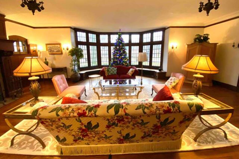 Living room at Christmas time