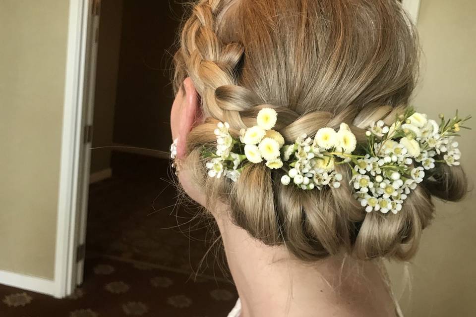 Bride-Floral hair decorations
