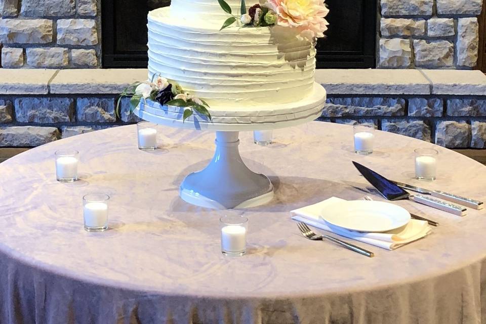 Wedding cake with floral decor