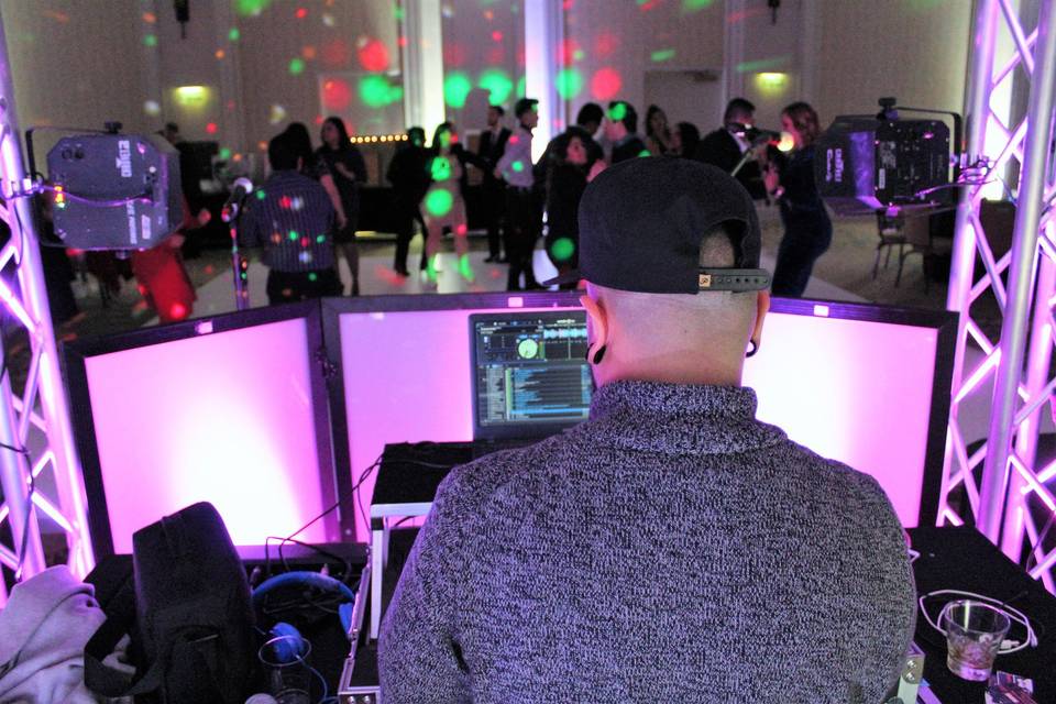 On The Move Entertainment