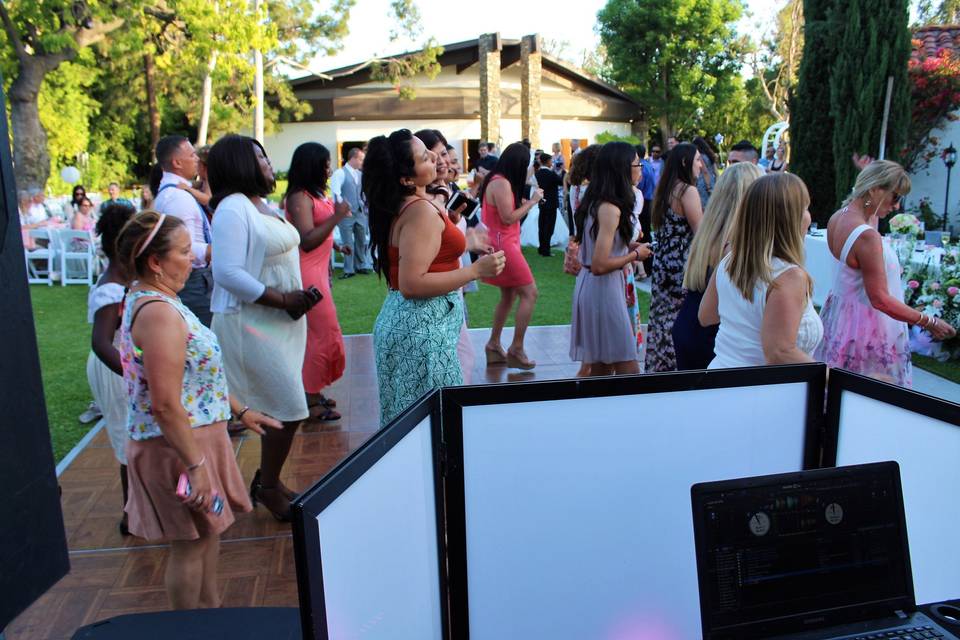 On The Move Entertainment