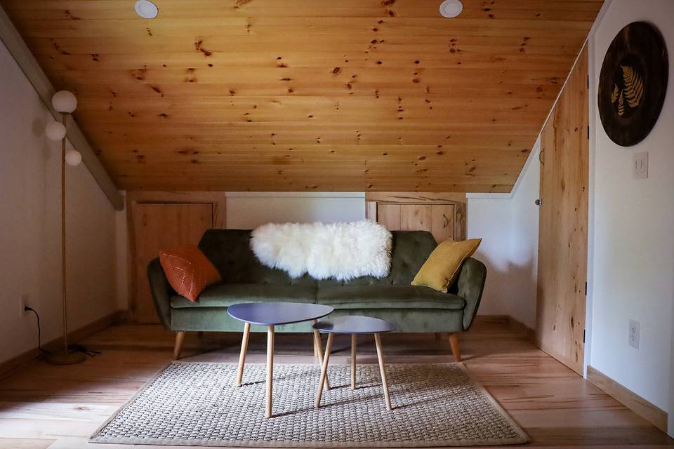Loft/Lounge Space