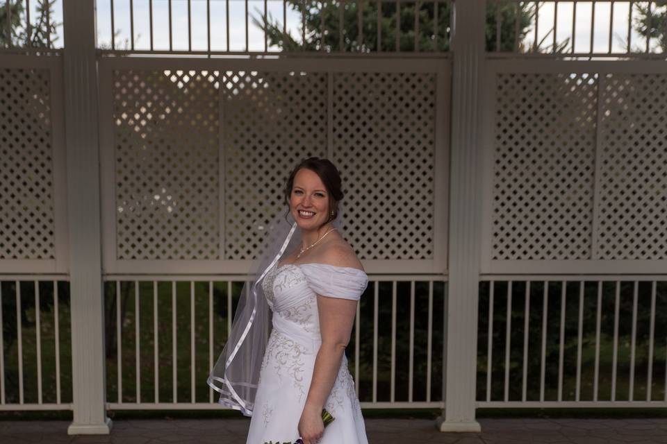 A very happy new bride, Minneapolis Wedding Photography