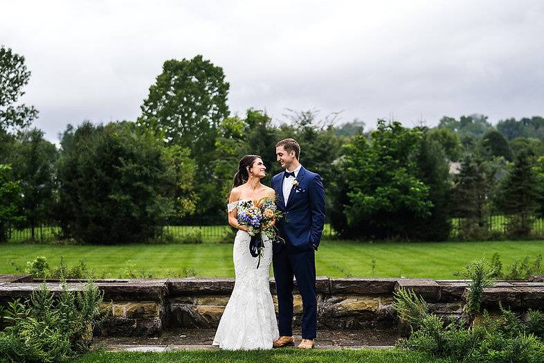 Estate Garden Wedding Couple