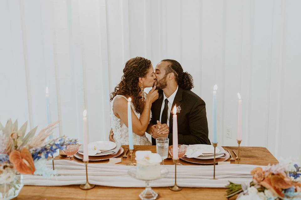 Boho Glam Sweetheart Table