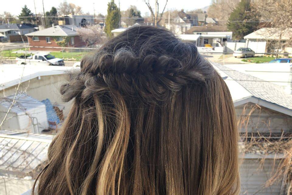 Fishtail with curls