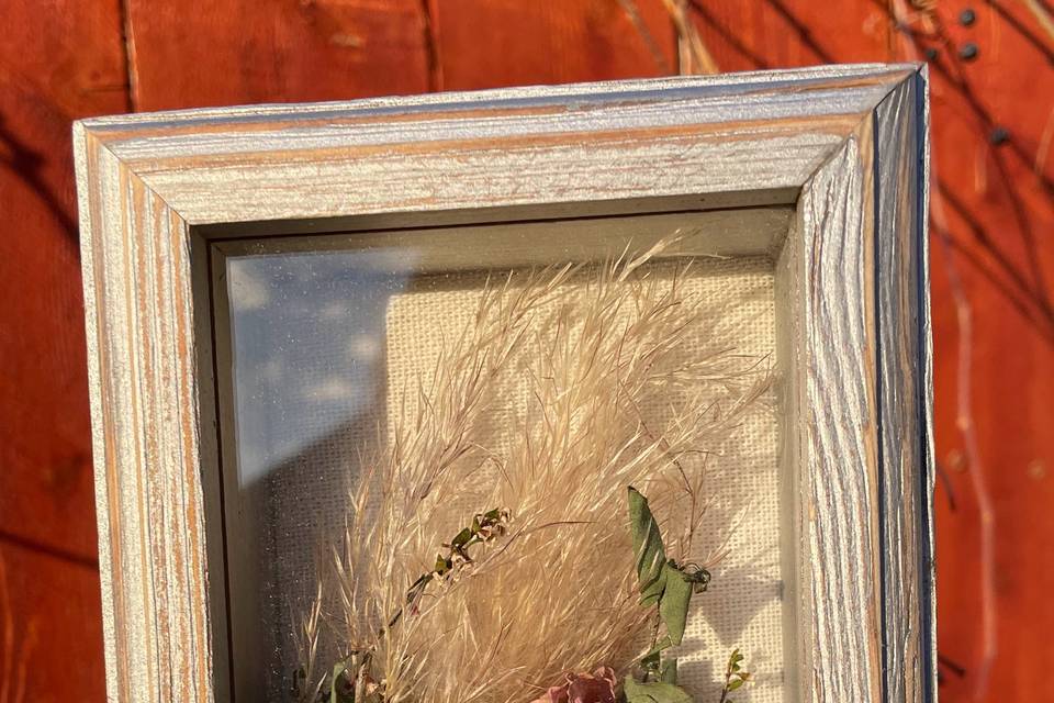 Dried boutonniere