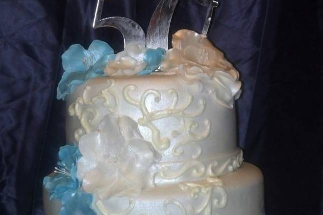 SweetHart Cakes & Creations