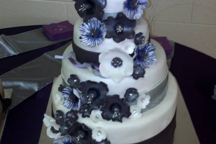 SweetHart Cakes & Creations