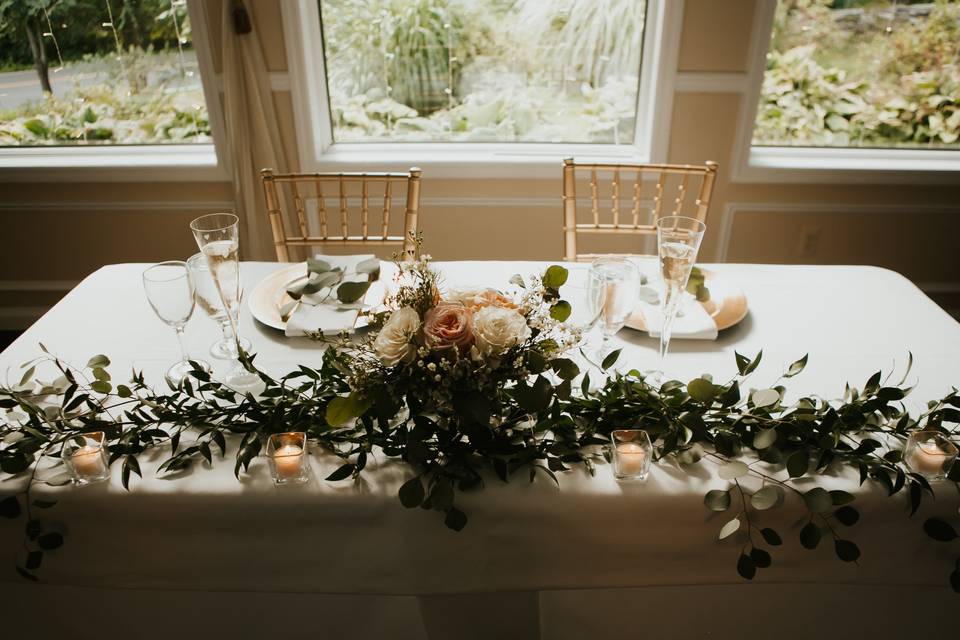 Sweetheart Table