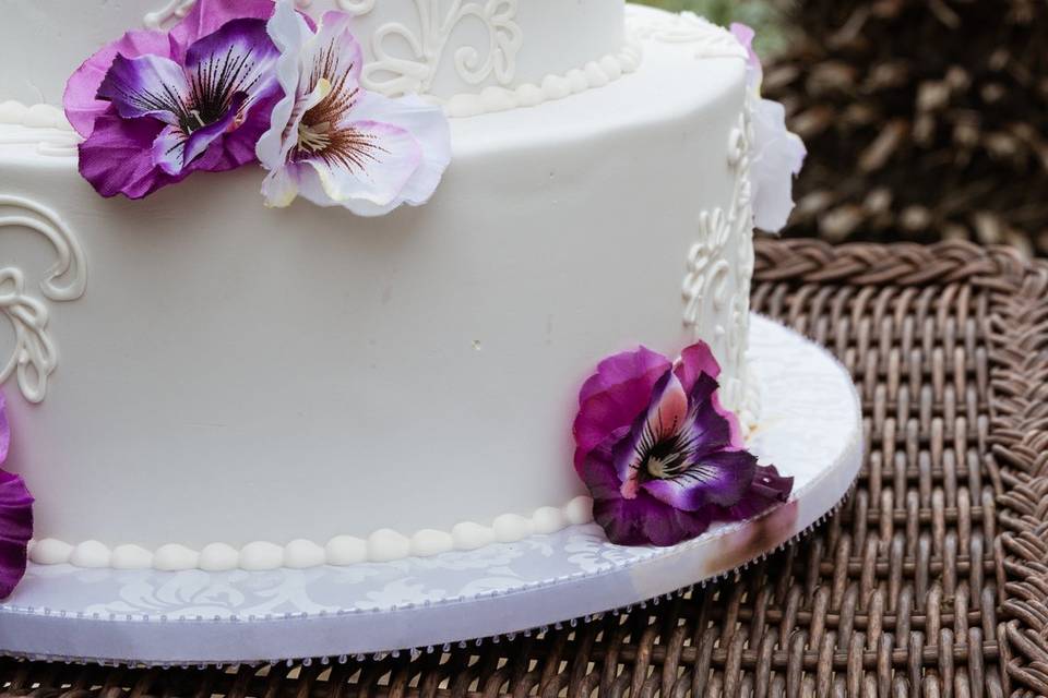 Two-tier Wedding Cakes - Quality Cake Company