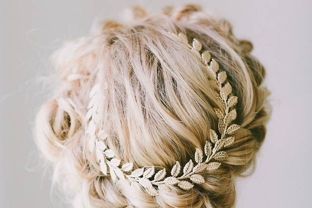 Greek hairstyle