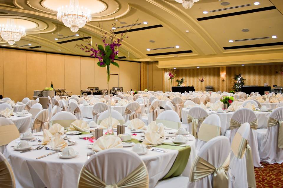 Wedding: Crowne Ballroom