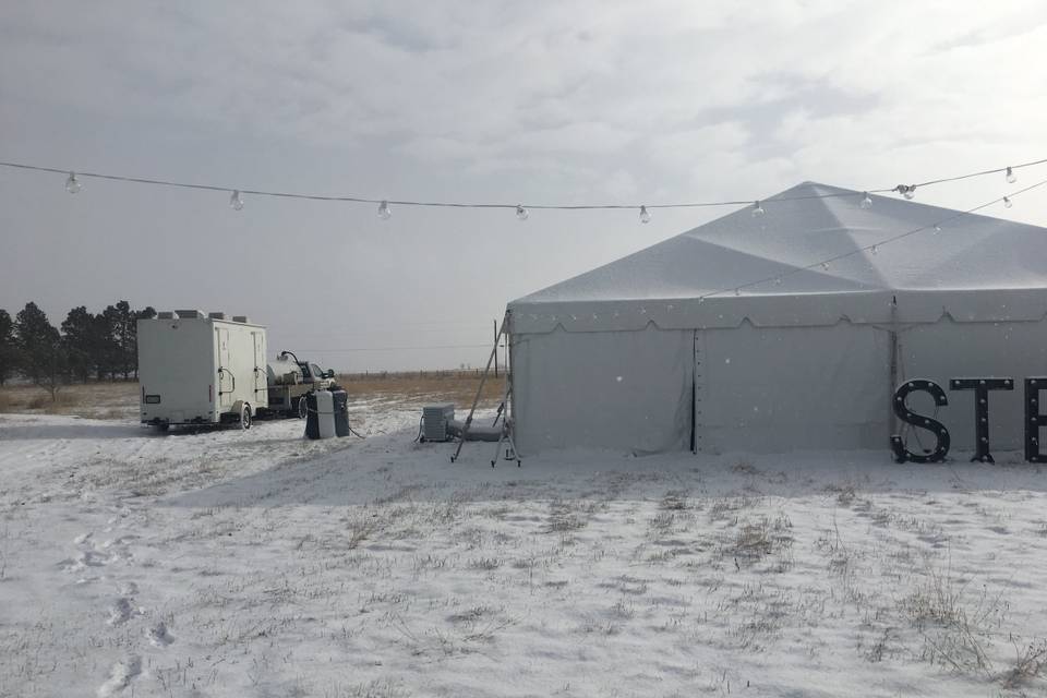 Portable luxury restroom