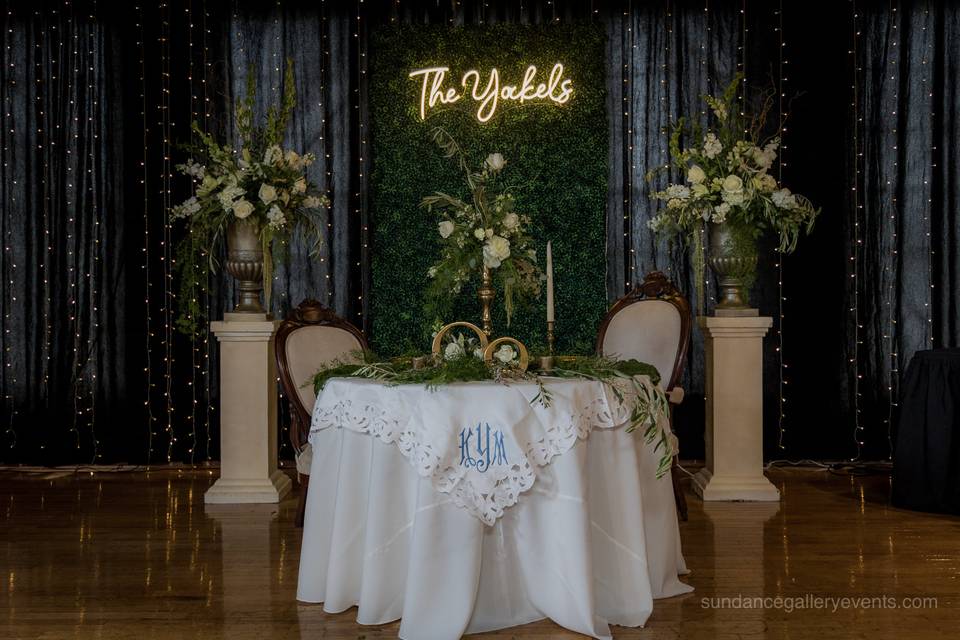 The sweetheart table