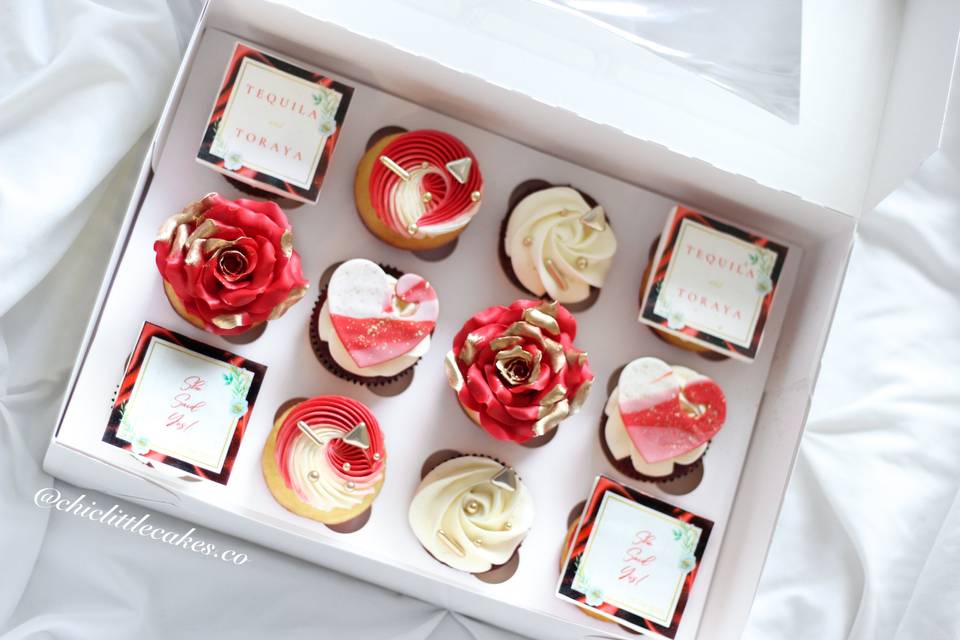 T&T Engagement Deluxe Cupcakes