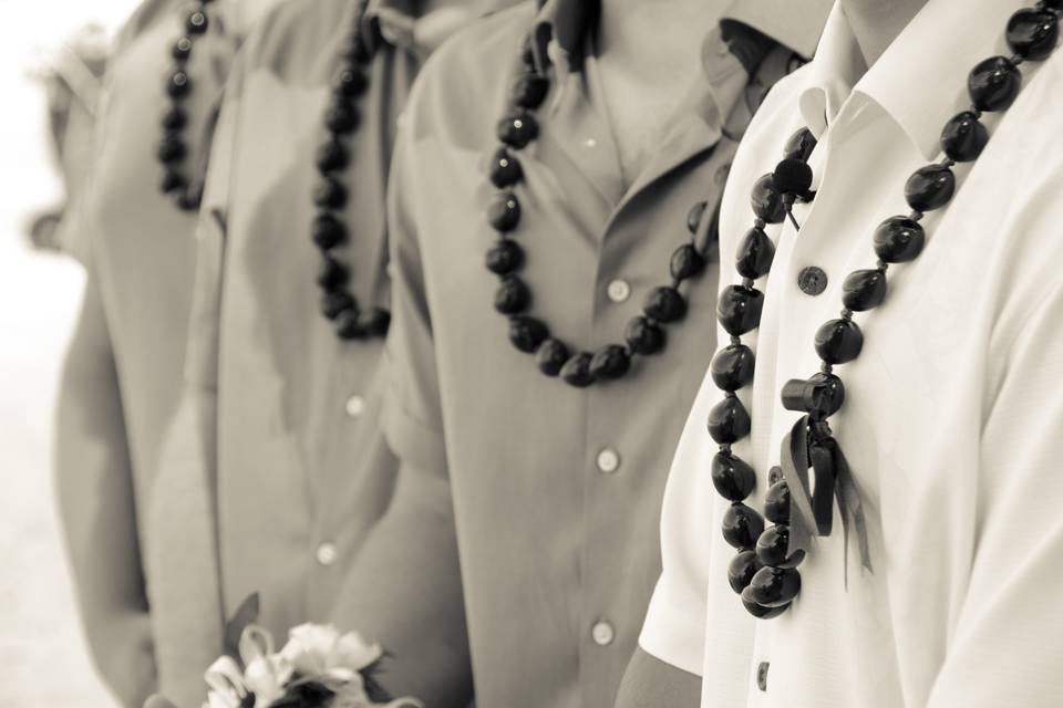 Traditional lei worn by Men at a wedding in Hawaii, both formal and informal, Kakui nut lei for men