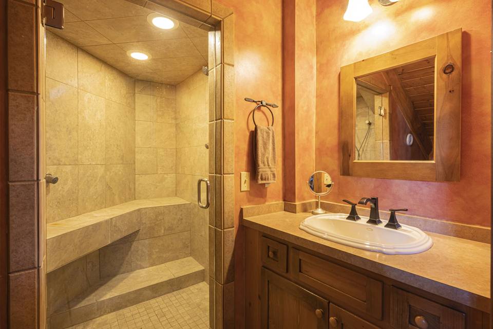 Jack Pine Bathroom