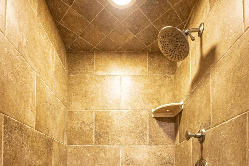 Red Oak Shower