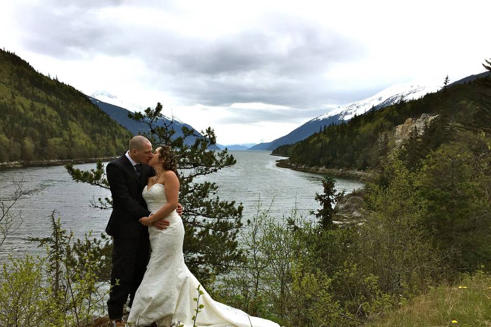 Kisses over Long Bay.Photo by Shannon McGuire of Chugach Peaks Photography.